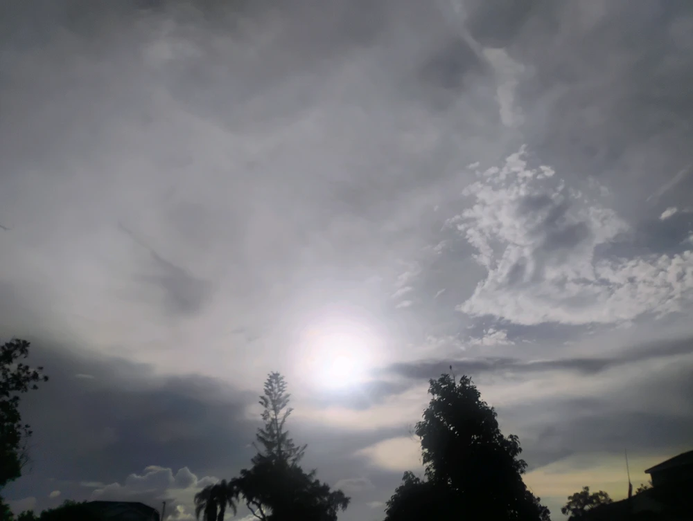 I-upload ni EJ ang larawan