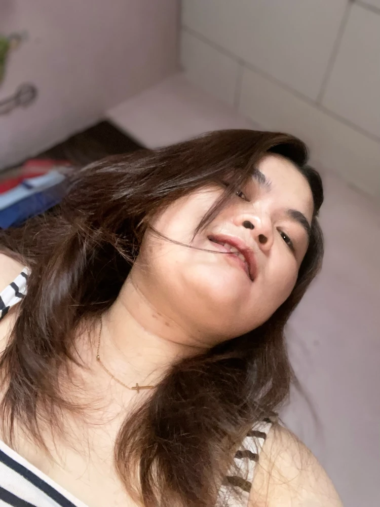 GIF-tiedoston lisäsi Yunita