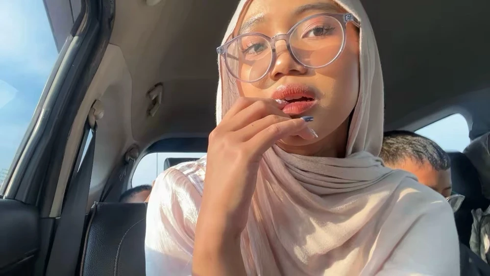 I-upload ni tea ang larawan