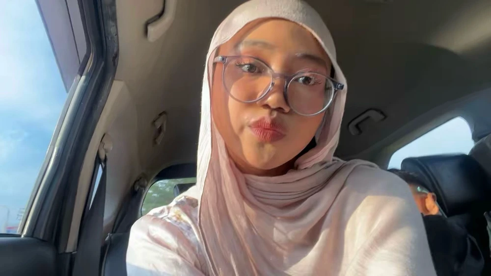 I-upload ni tea ang larawan
