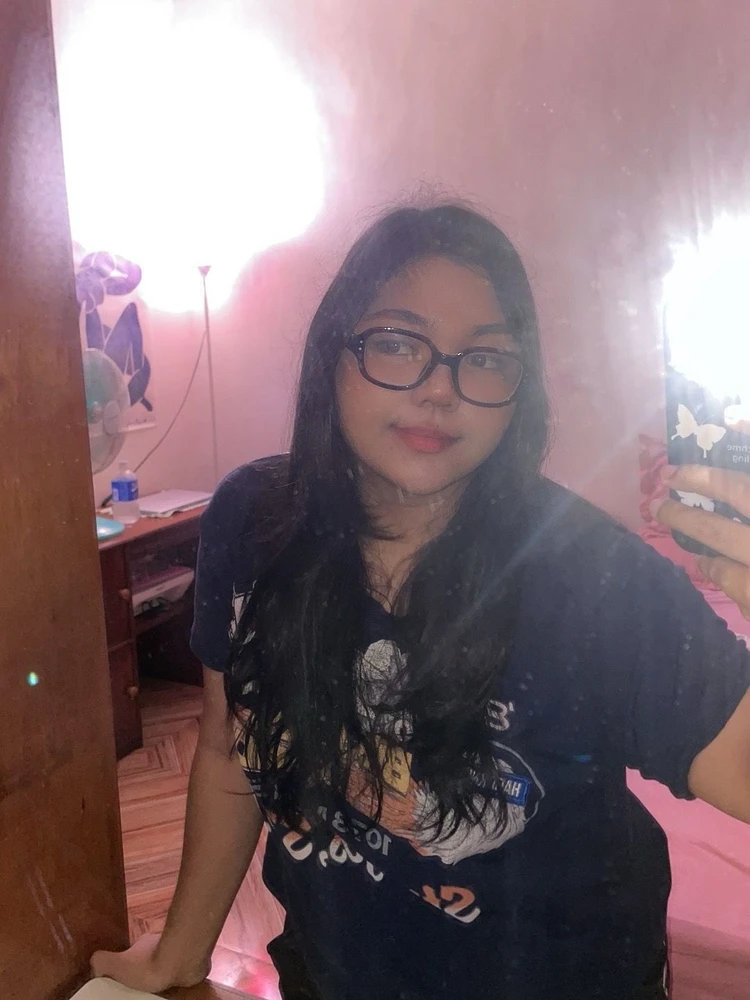 GIF gi-upload ni Norlene