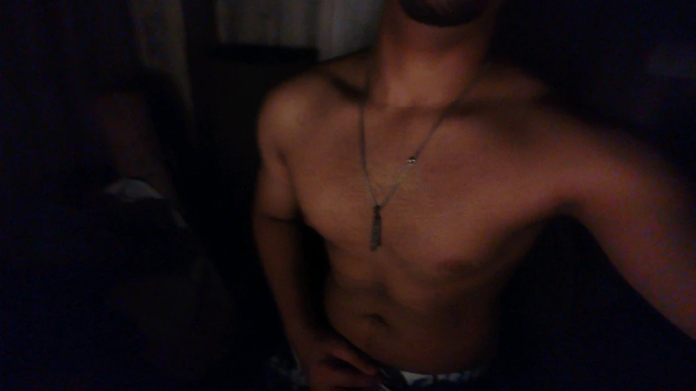 GIF gi-upload ni Dhruv
