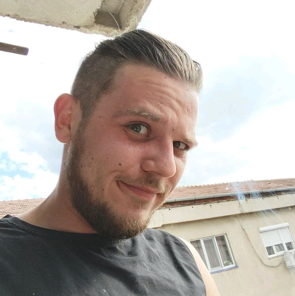 Marius上传的GIF