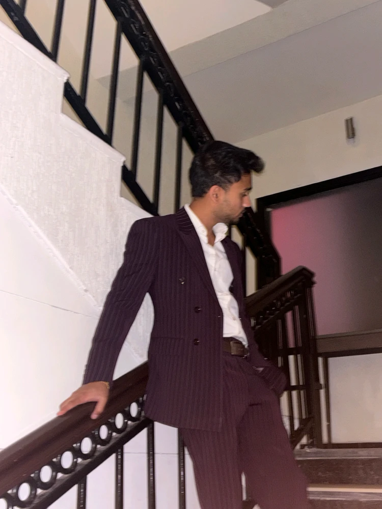 GIF tso los ntawm Sahaj