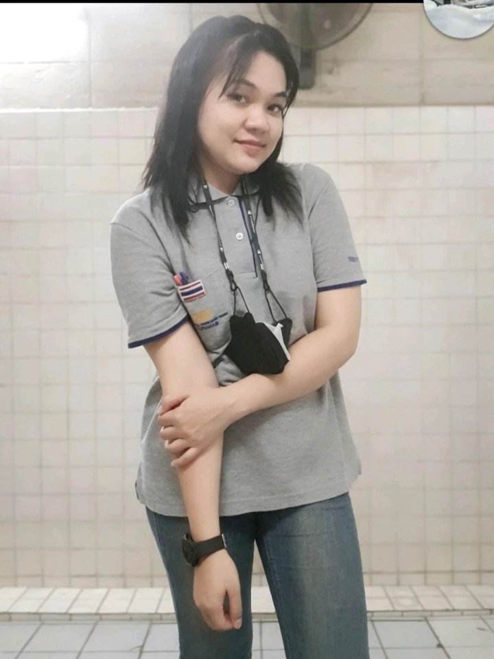 GIF gi-upload ni Wnunya