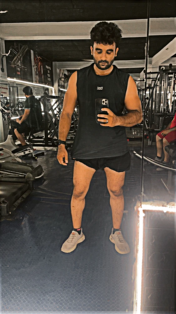 GIF gi-upload ni Aqib