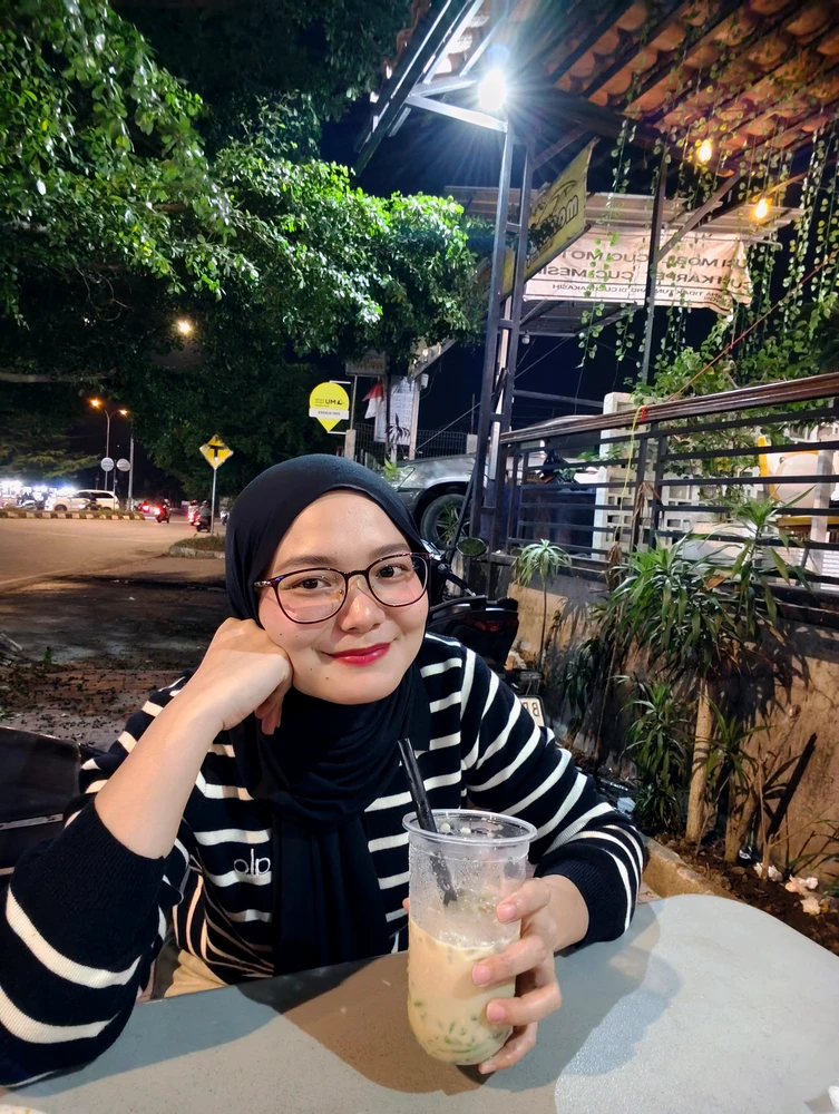 GIF gi-upload ni Ulfa