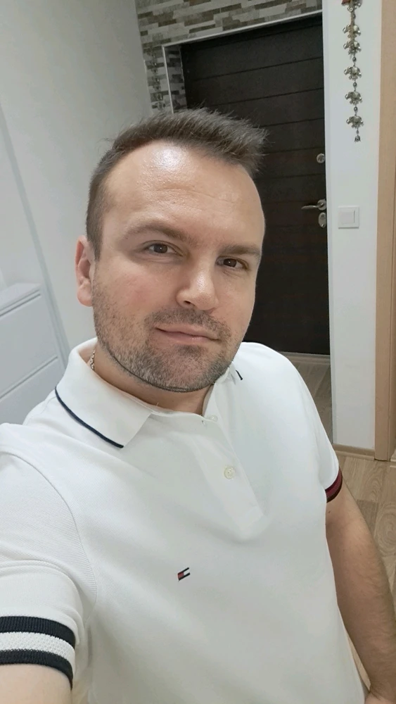 GIF uploaded by Eddy