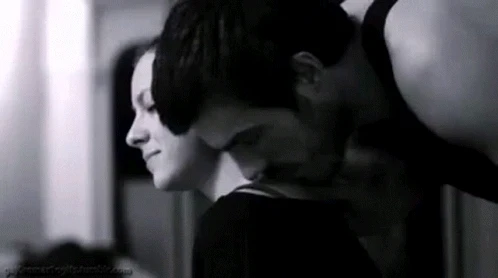GIF i tukuna ake e nvnlvr