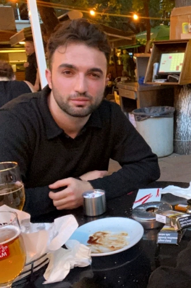 GIF uu soo galiyey Selçuk