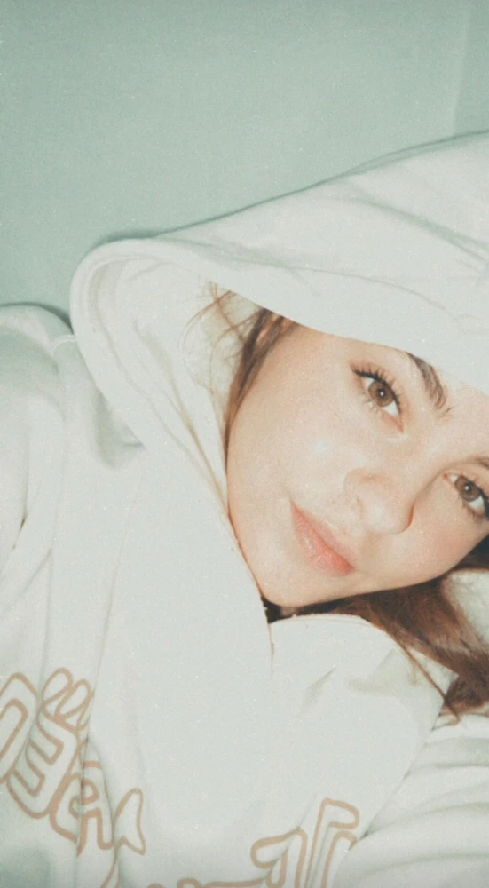 GIF gi-upload ni Débora