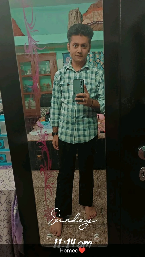 GIF ארויפגעלאדן דורך Nikhil Khetani