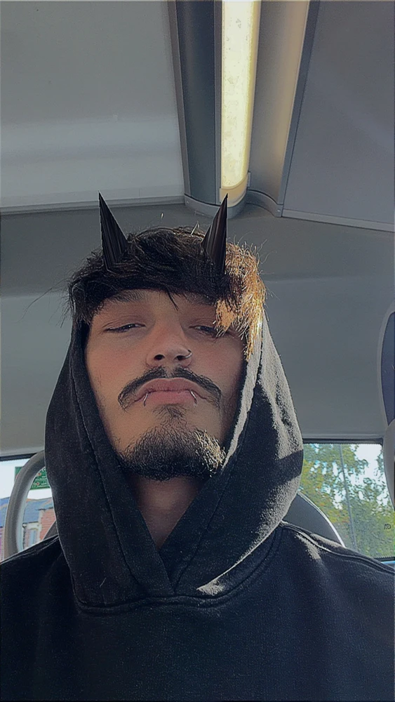 GIF eropgeluede vum Billy