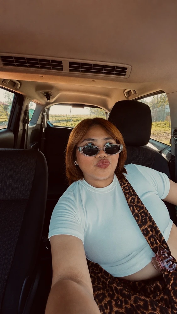 GIF tso los ntawm itsmeyoana
