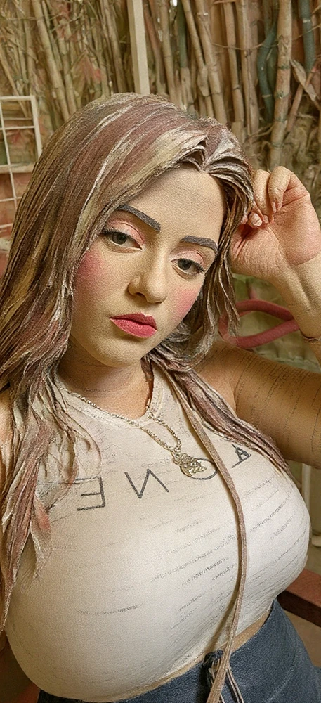 Amy يوللىغان رەسىم