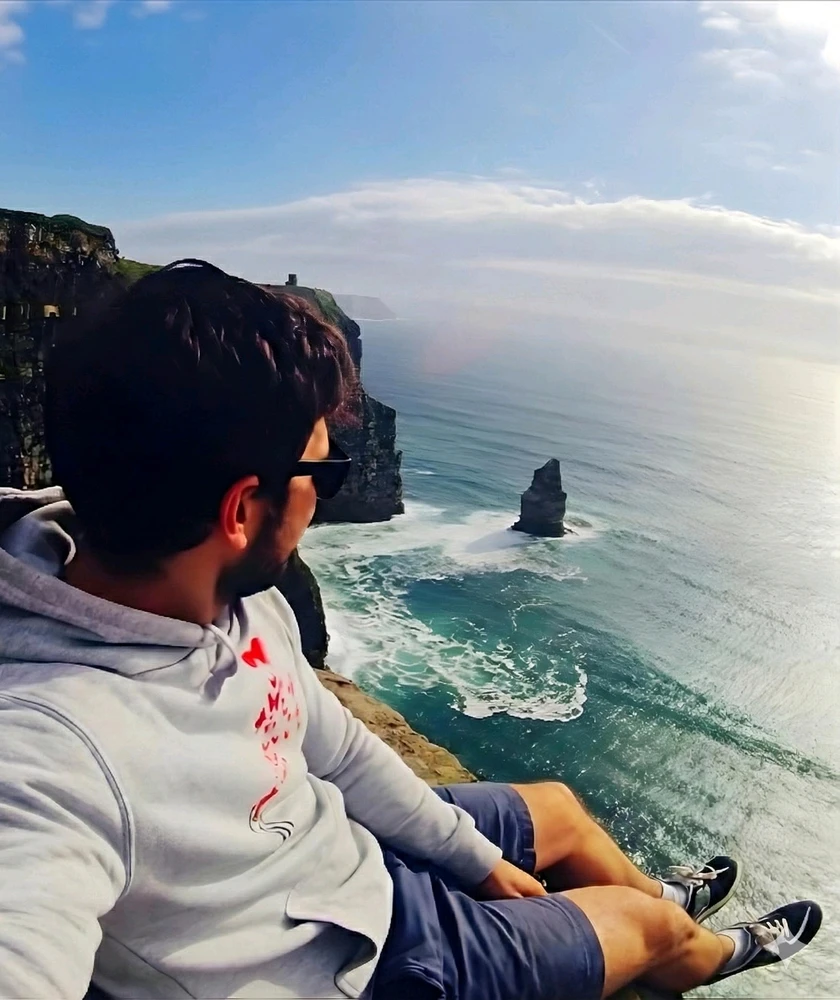 Vitor විසින් GIF එක upload කරන ලදී
