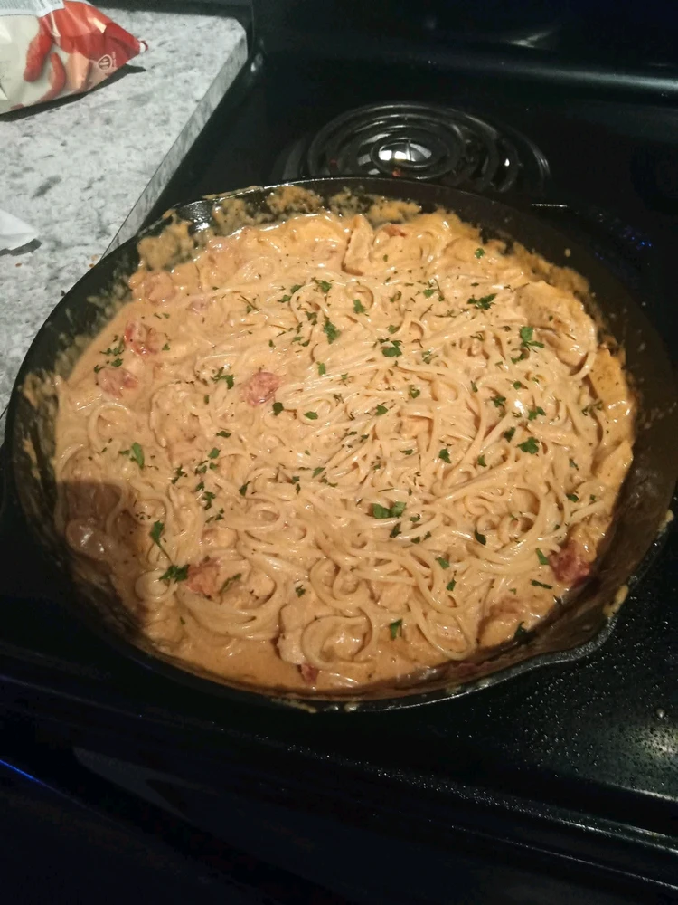 GIF uploaded by Jalyn