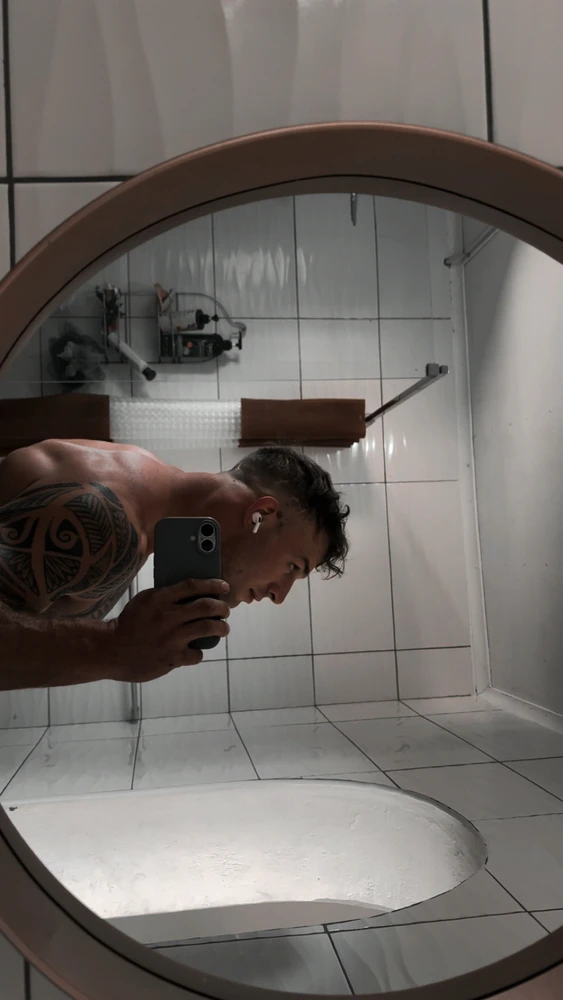 Obrázek nahrál Liam