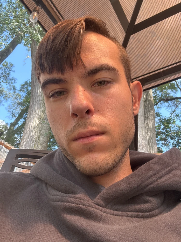 GIF បង្ហោះដោយ Owen