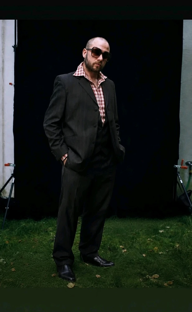 GIF nahrál Dennis