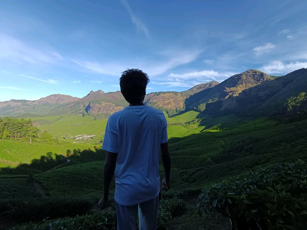 Vasanth විසින් GIF එක upload කරන ලදී