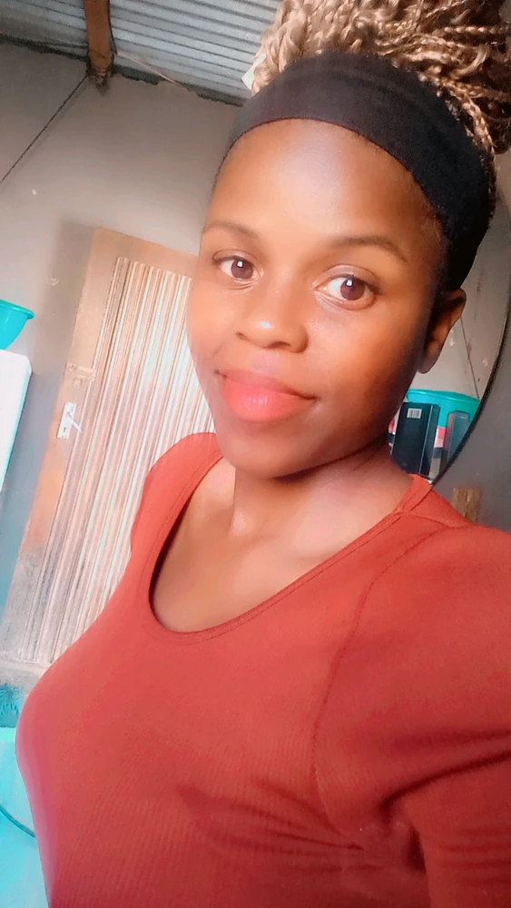 GIF uploaded by Asanda
