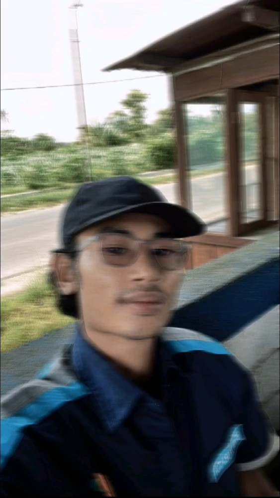 GIF uploaded by Hachii