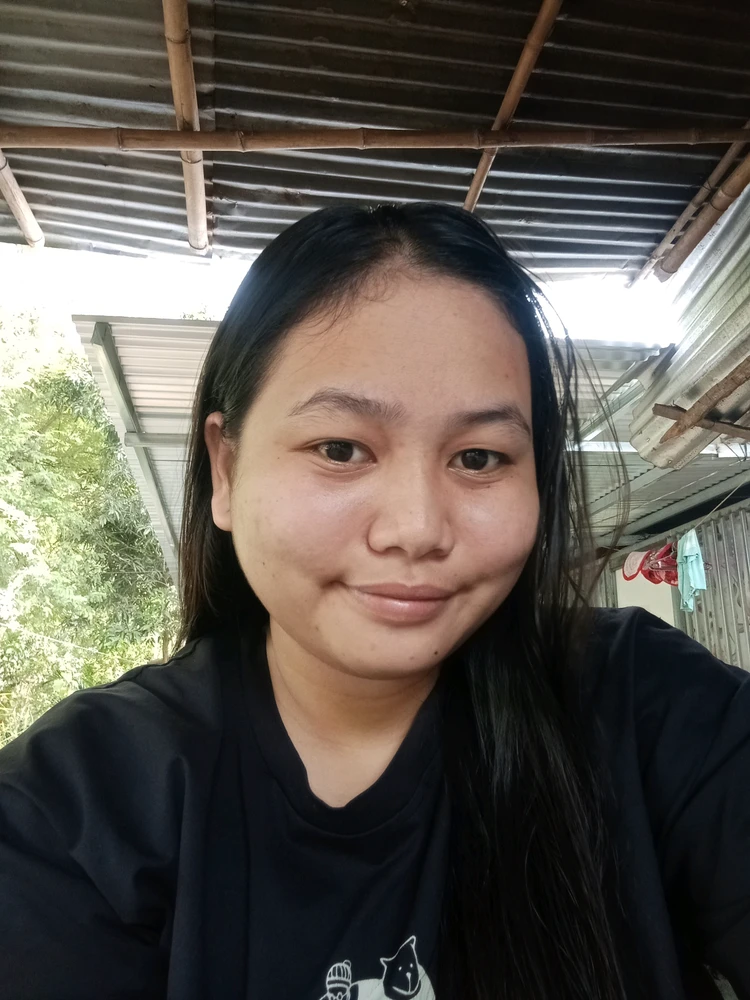 GIF uploaded by Roselle