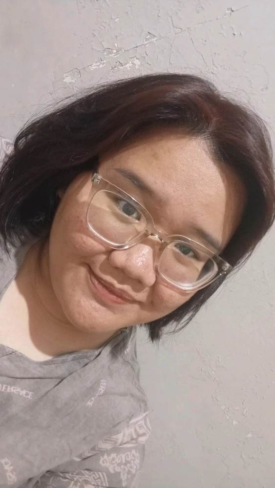 GIF uploaded by RISKA