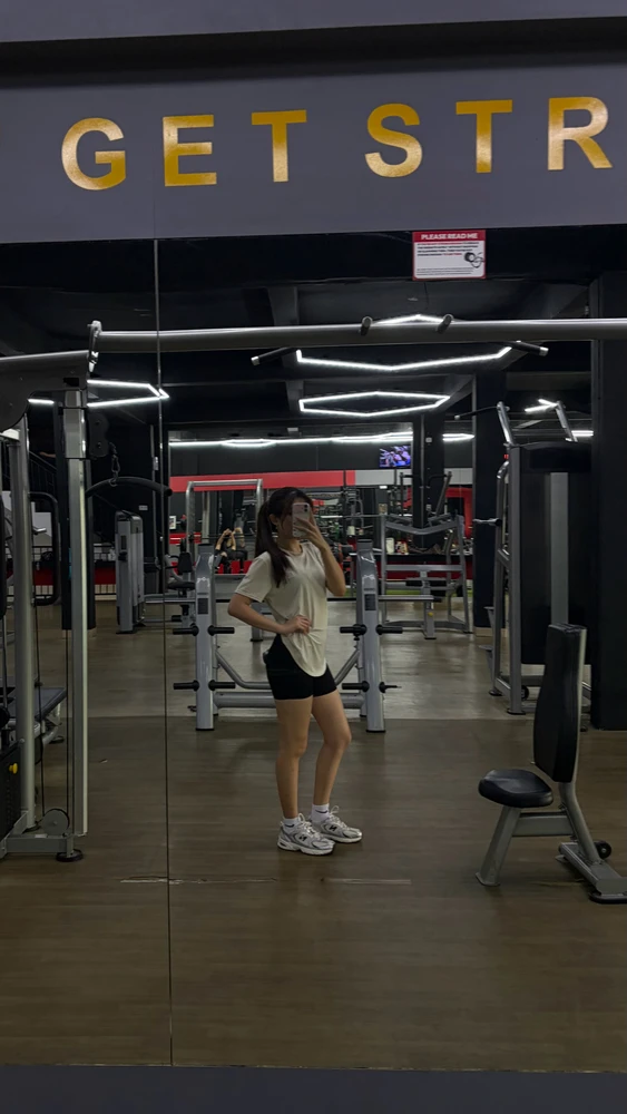 Liora上传的GIF