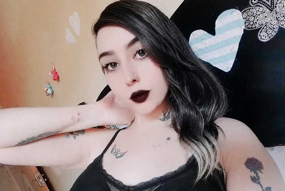 GIF uploaded by loly