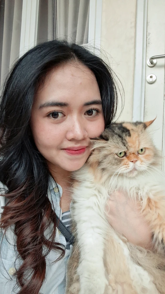 dewi 上傳的 GIF