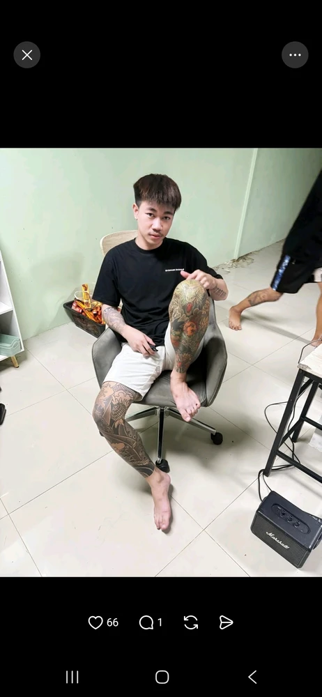 GIF uploaded by Dominic 도미닉 ドミニク