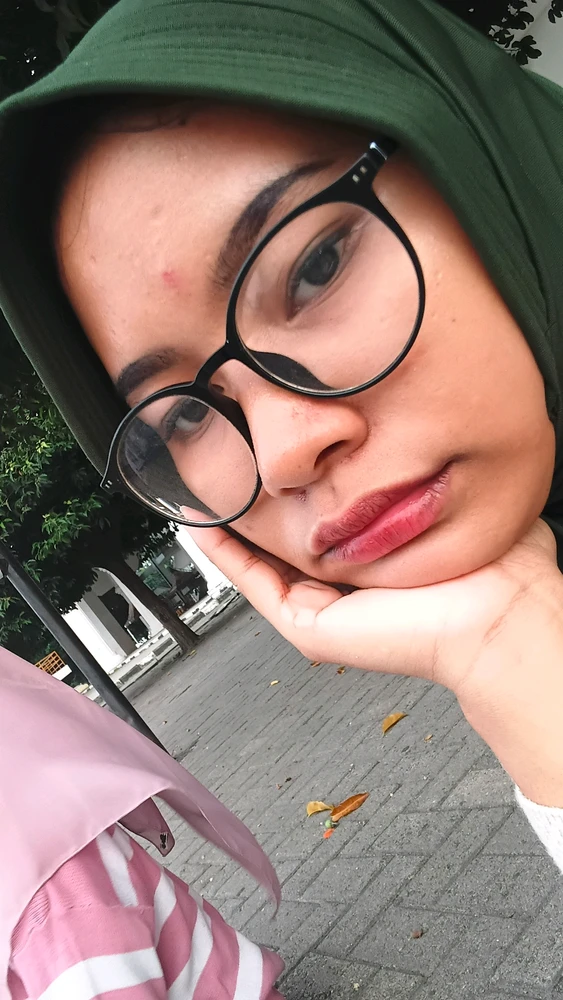 tired and acne-prone 🥲