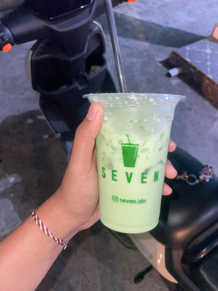 I-upload ni Lelaaaa ang larawan