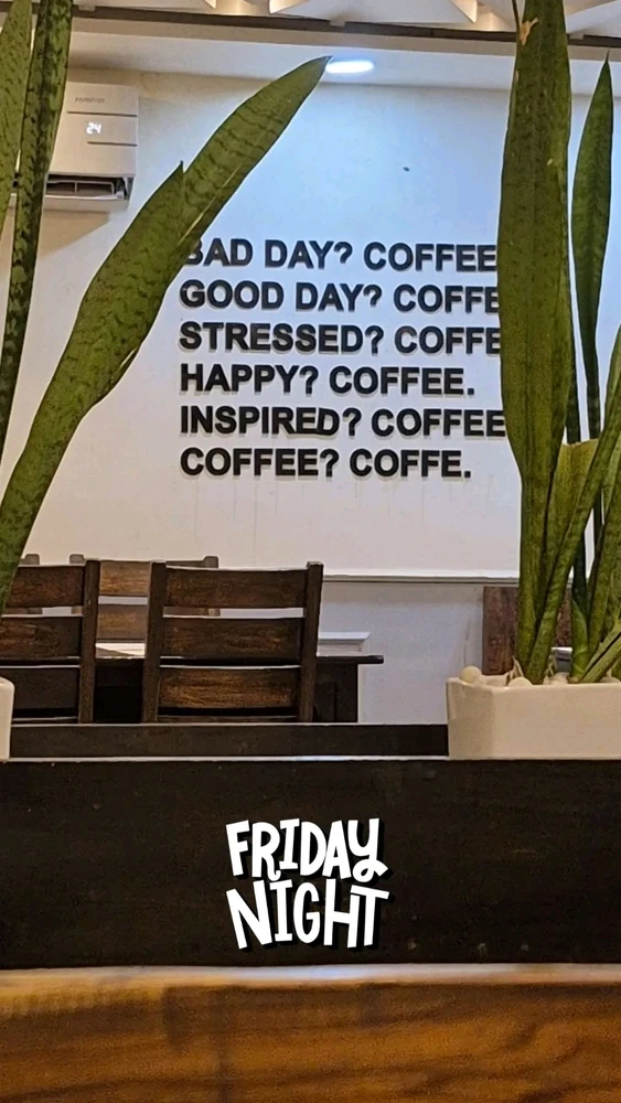 GIF uploaded by 𝖑𝖆𝖗𝖘
