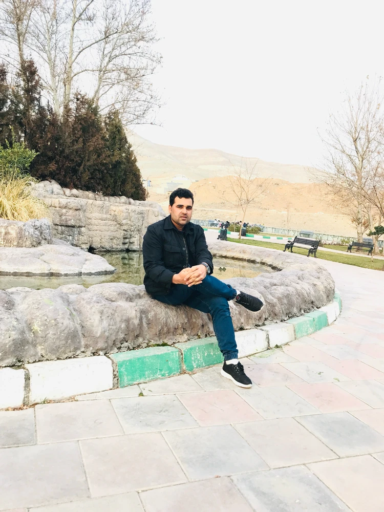 Zubair 上傳的 GIF