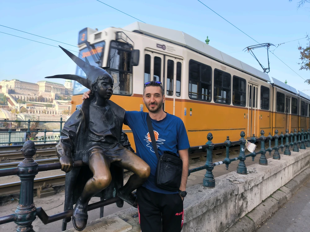 Albanian દ્વારા અપલોડ કરેલ GIF
