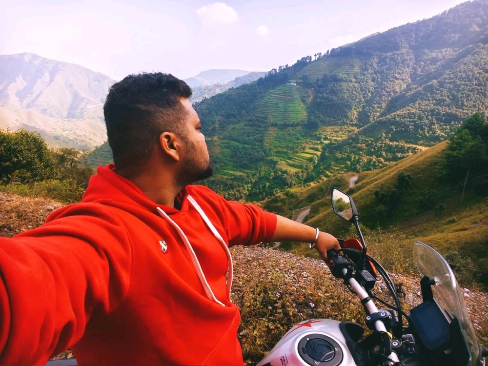 Siddhant Mandal 上傳的 GIF