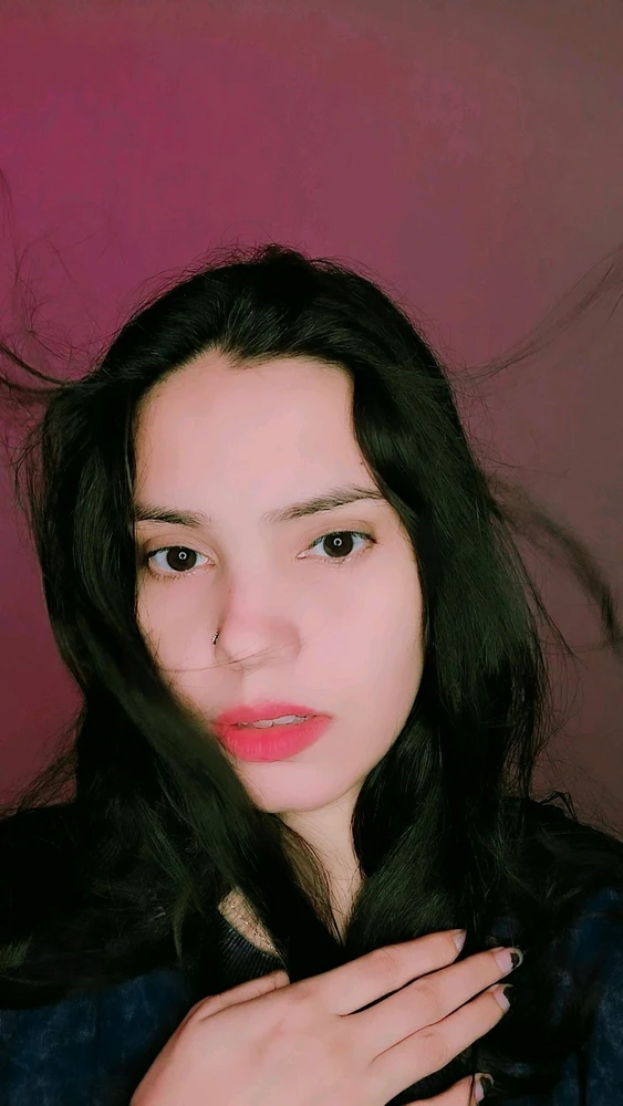 GIF uploaded by Suvi
