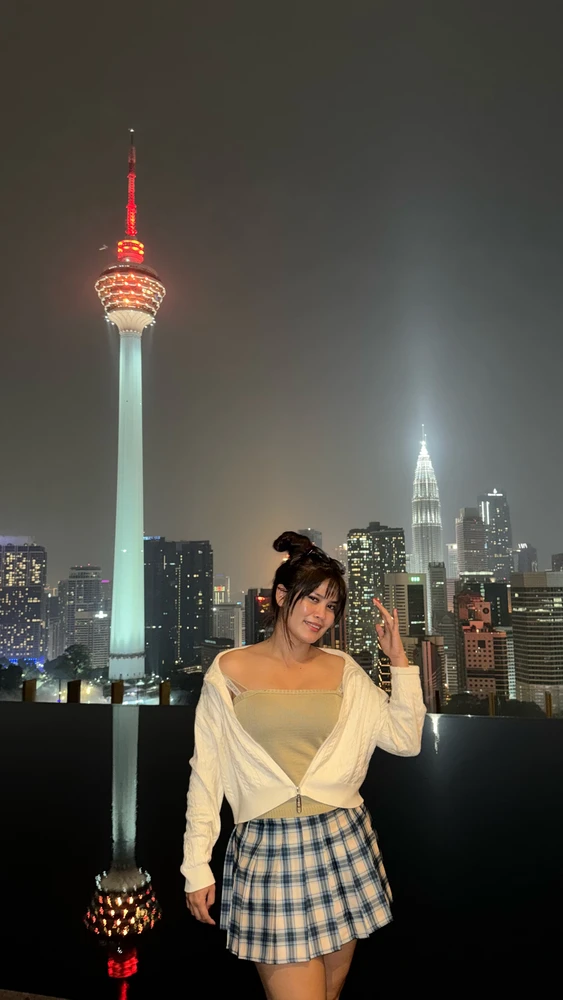 Apia 上傳的 GIF