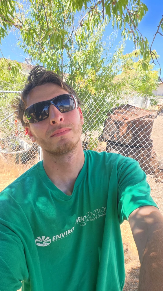 GIF uploaded by Ezra