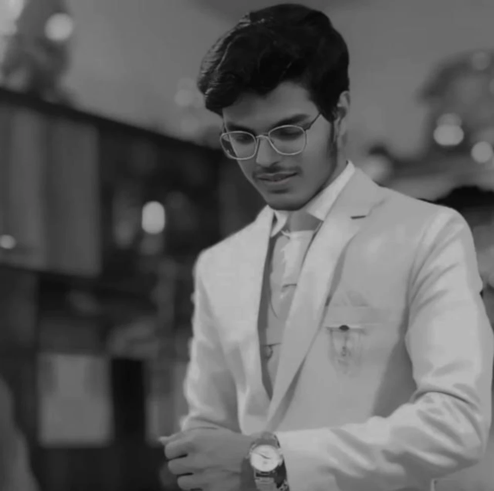 Aayush Jha上传的GIF
