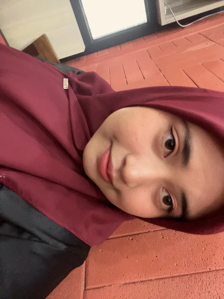 GIF gi-upload ni Putri