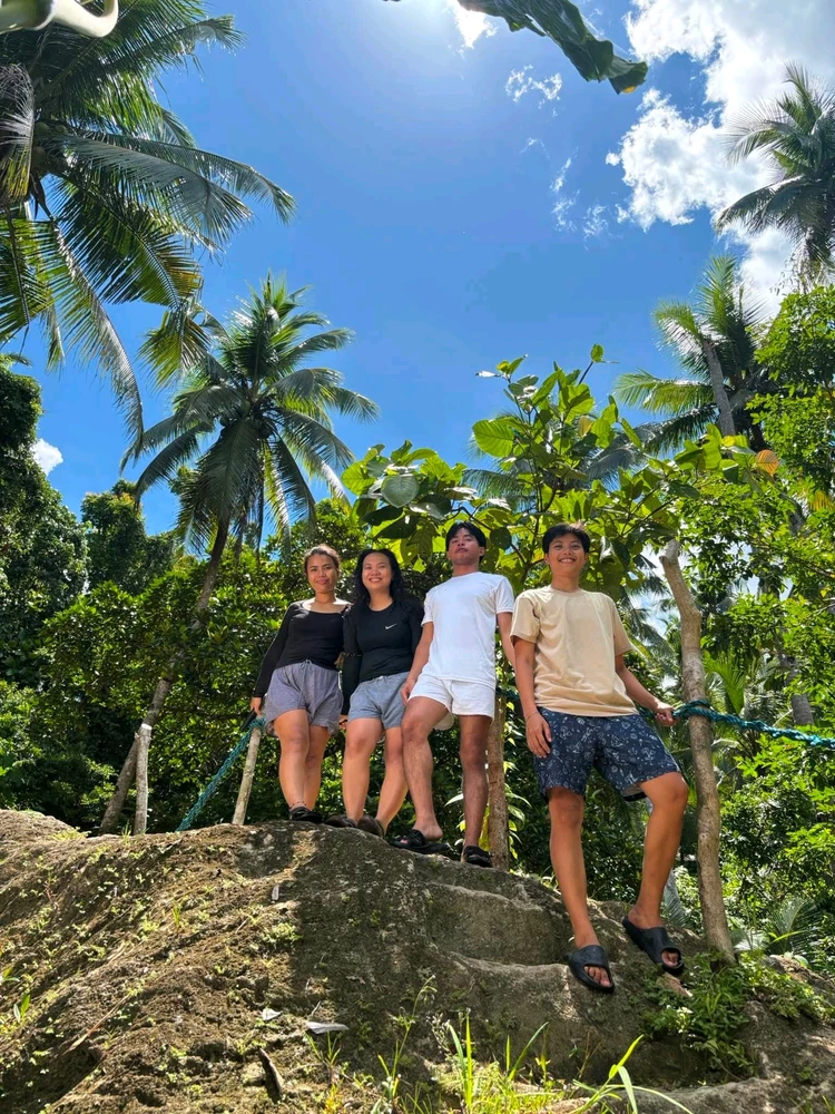 POV : when you have a friend that looks like a man but a woman in heart ❤️