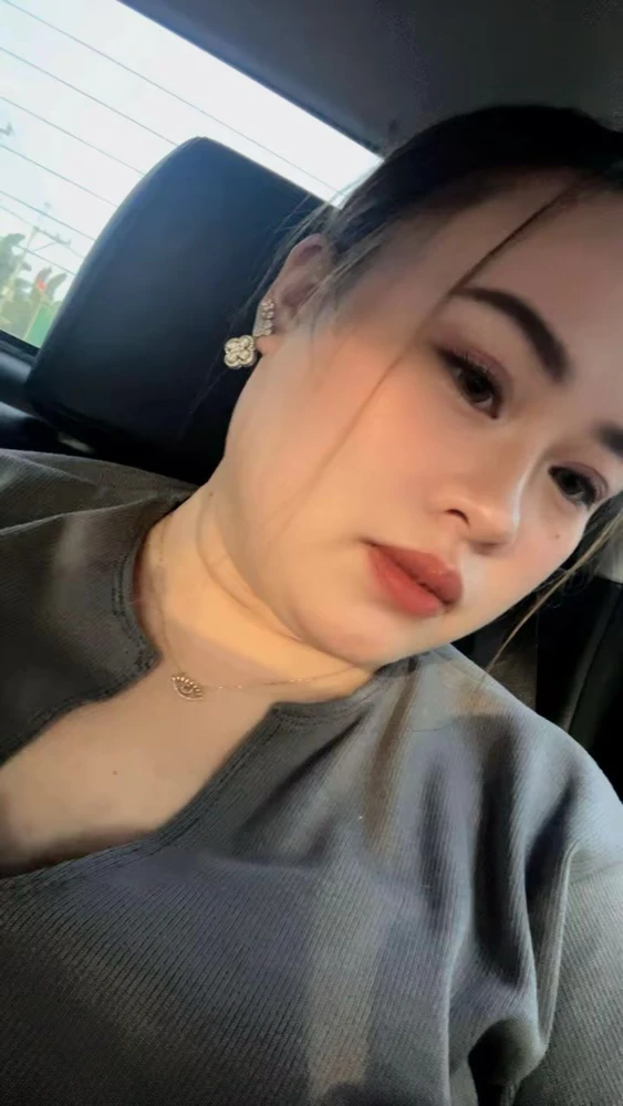 GIF uploaded by Mae Sy