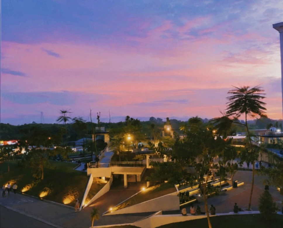 GIF uploaded by Vivi
