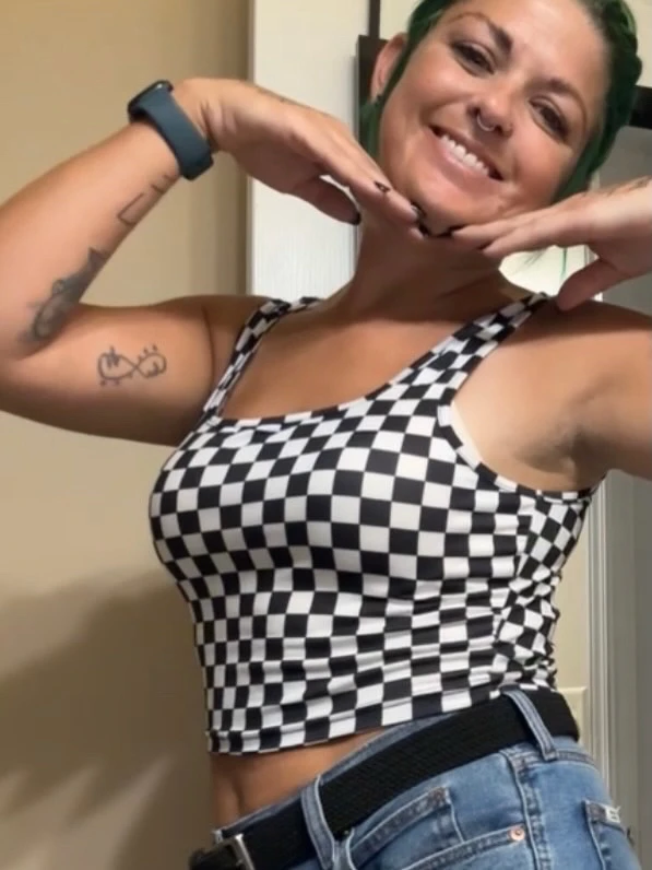 Amanda ଦ୍ୱାରା ଅପଲୋଡ୍ ହୋଇଥିବା GIF
