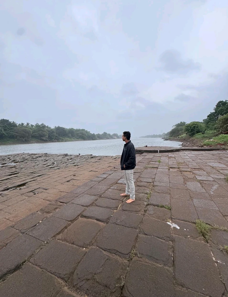 Rushiprasad Sudhakar Mande上传的GIF