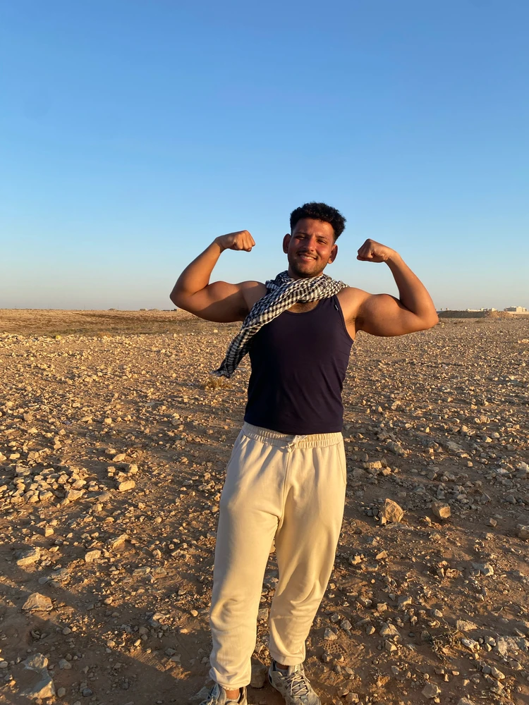 Fares பதிவேற்றிய GIF